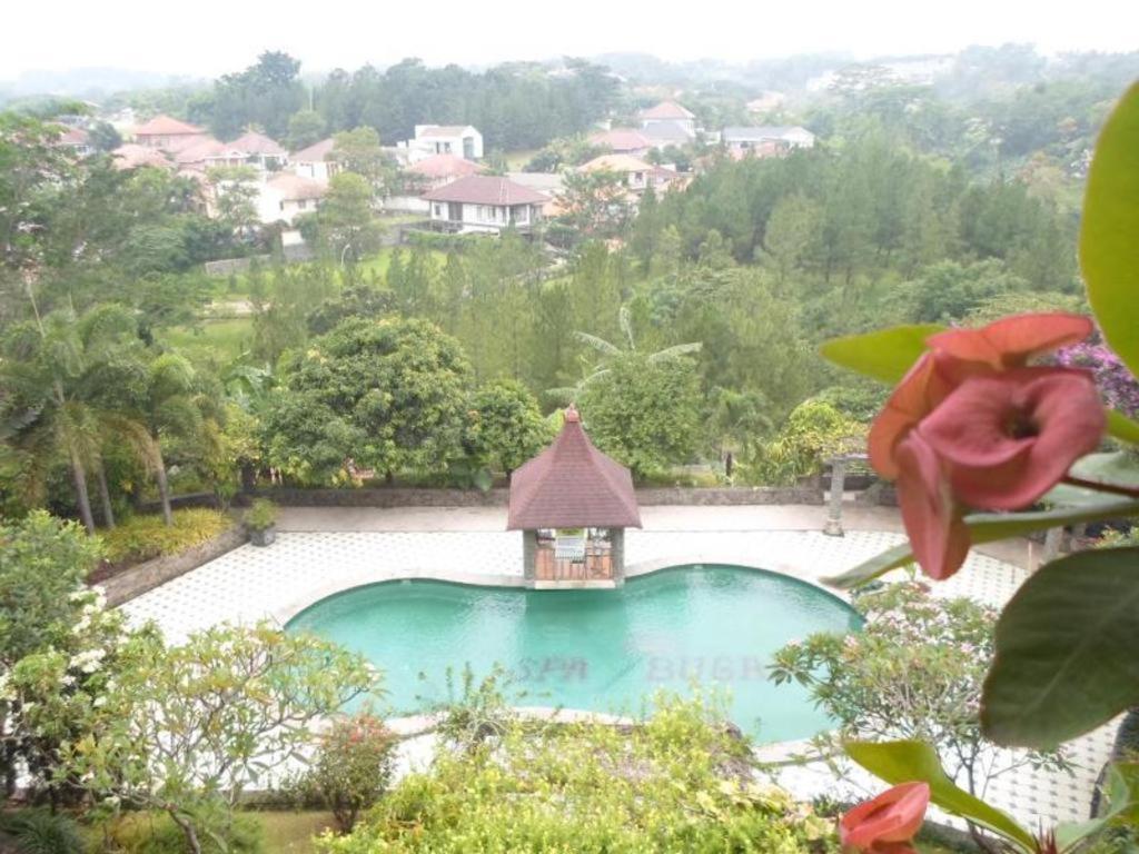 Green Wattana Hotel Sentul Богор Экстерьер фото