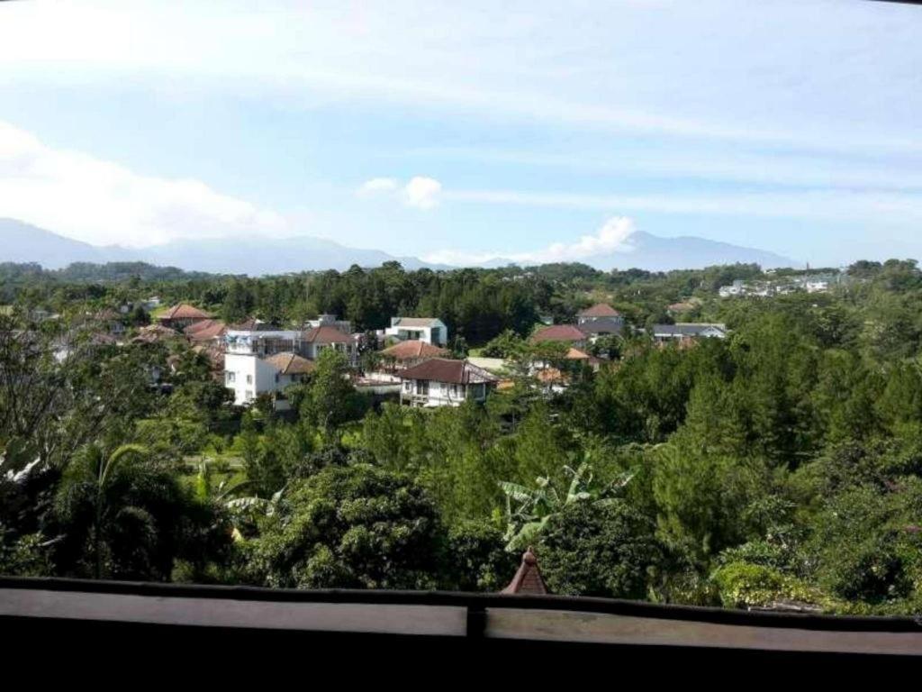 Green Wattana Hotel Sentul Богор Экстерьер фото