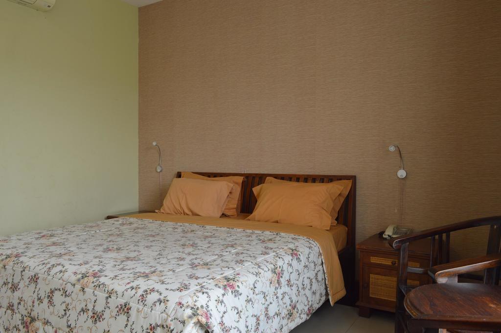 Green Wattana Hotel Sentul Богор Экстерьер фото