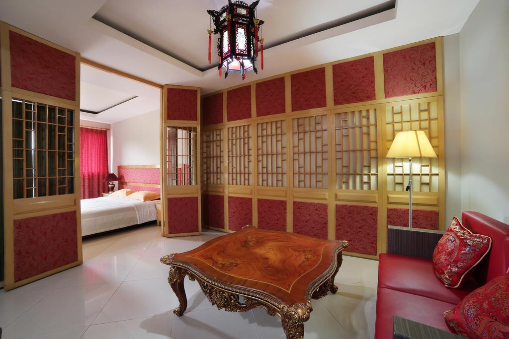 Green Wattana Hotel Sentul Богор Экстерьер фото